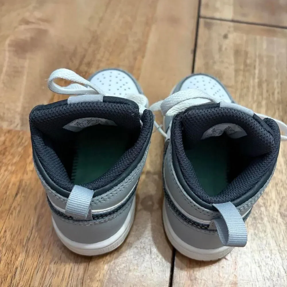 Jordan Grey Trainers